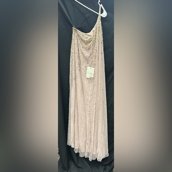 MAC DUGGAL 9224 NWT One Shoulder Embellished Trapeze A Line Gown - Picture 4 of 8